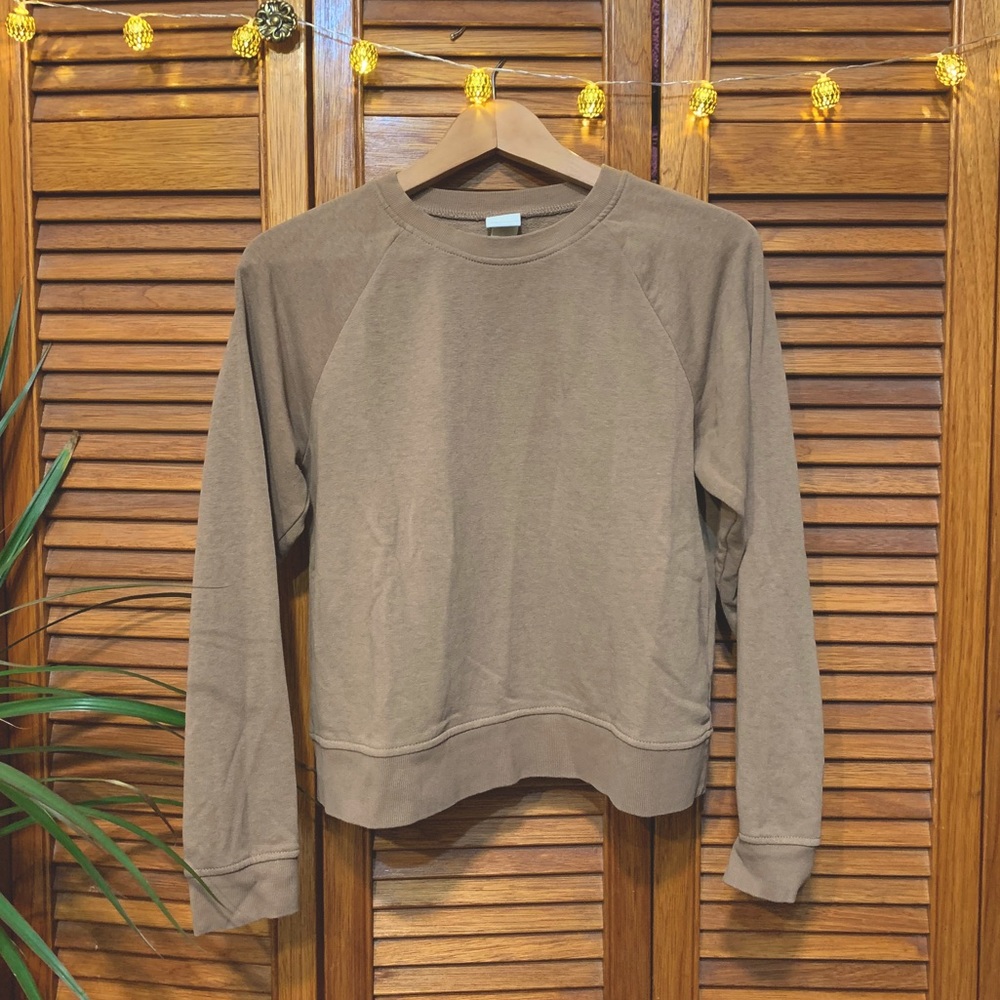 H&M crewneck